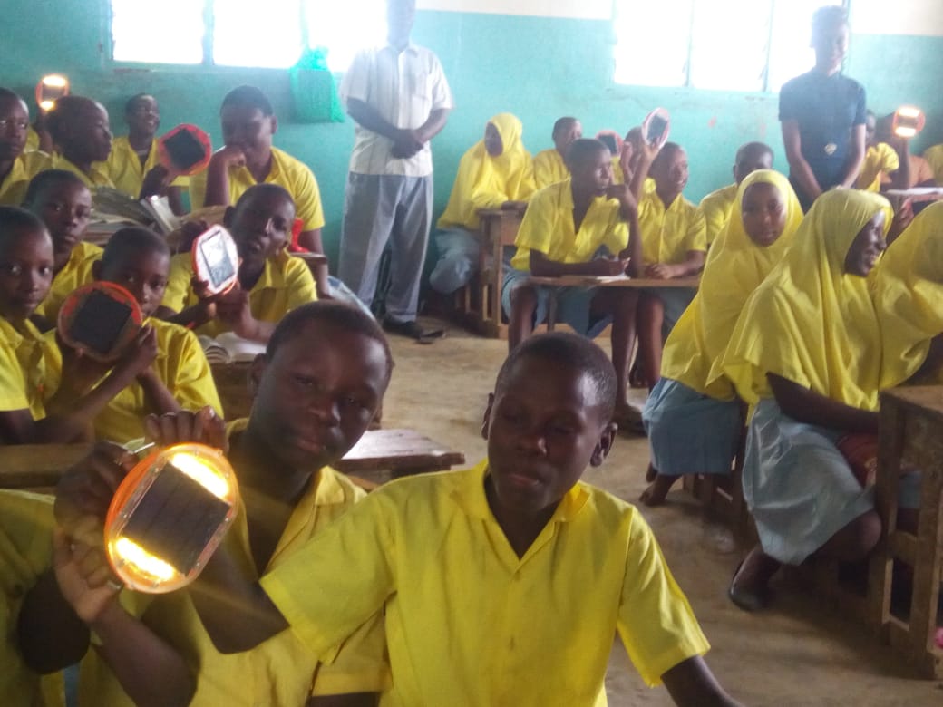 Mitsajeni Primary School receives their first Mwezi light library